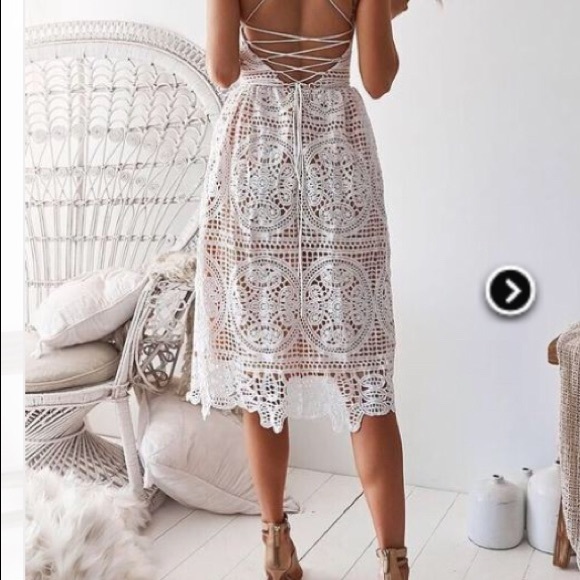 Venidress backless NWT - Picture 2 of 3